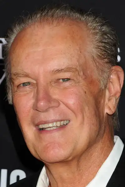Bruce Gray headshot