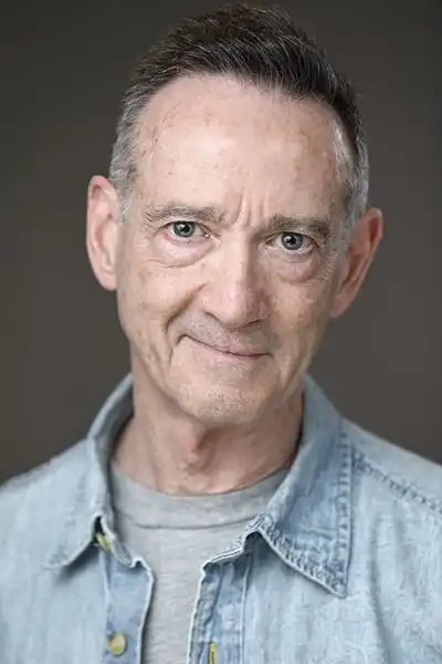 Charles Green headshot