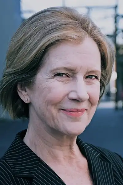 Anna Hagan headshot