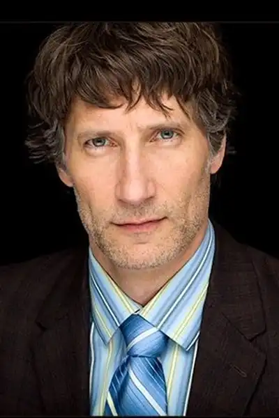 Roger Haskett headshot
