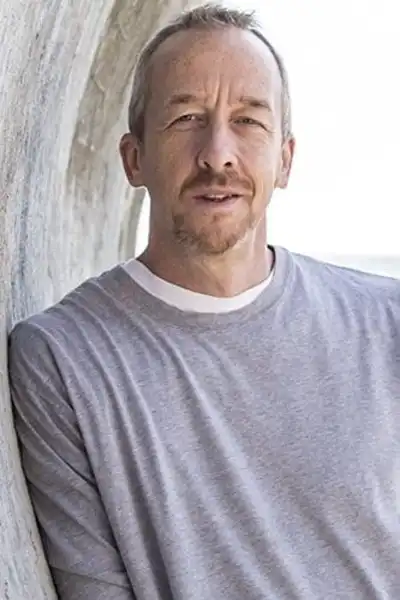 Brett Heard headshot
