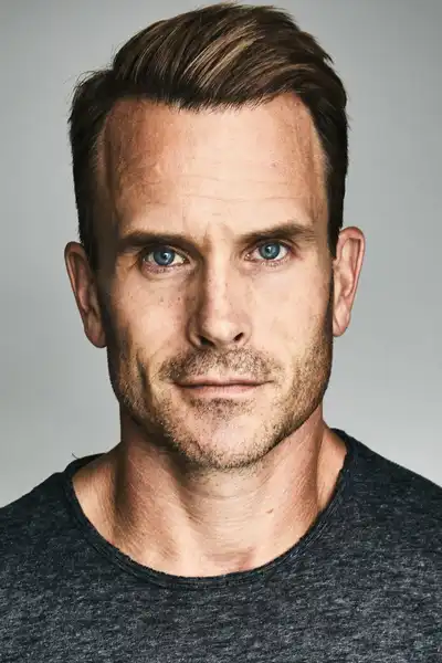Gabriel Hogan headshot