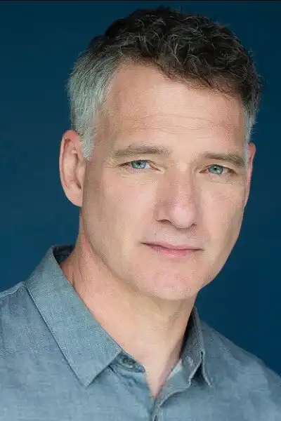 Paul Hopkins headshot