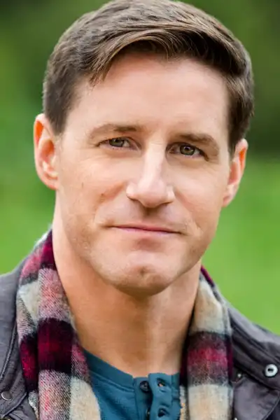 Sam Jaeger headshot