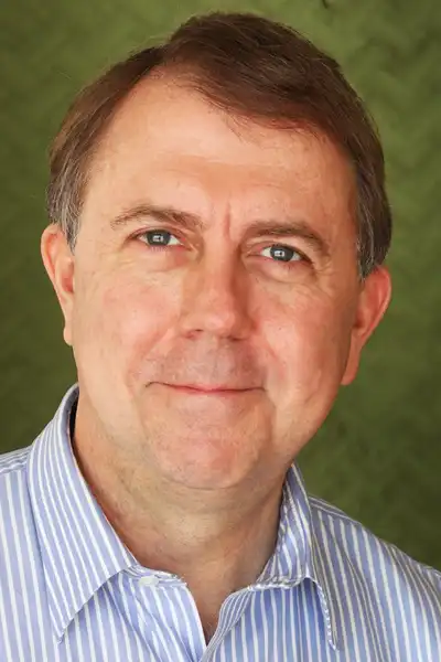 Benton Jennings headshot