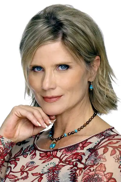 Laura Johnson headshot