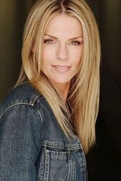 Ingrid Kavelaars headshot