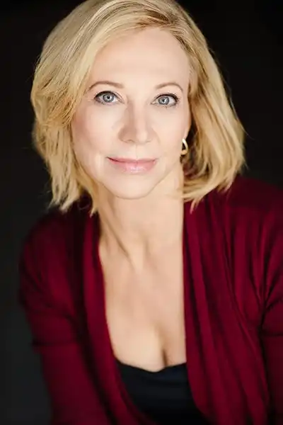Annabel Kershaw headshot