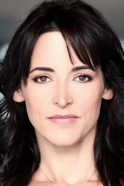 Janet Kidder headshot