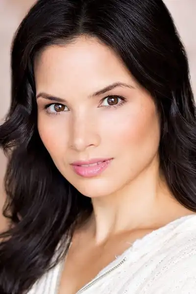 Katrina Law headshot