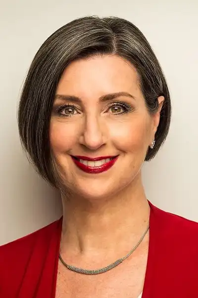 Lindsay Leese headshot