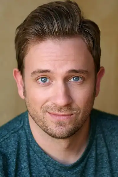 Tom Lenk headshot