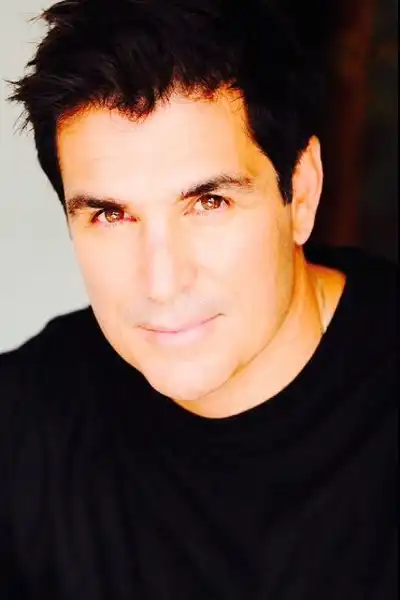 Clint Lilley headshot