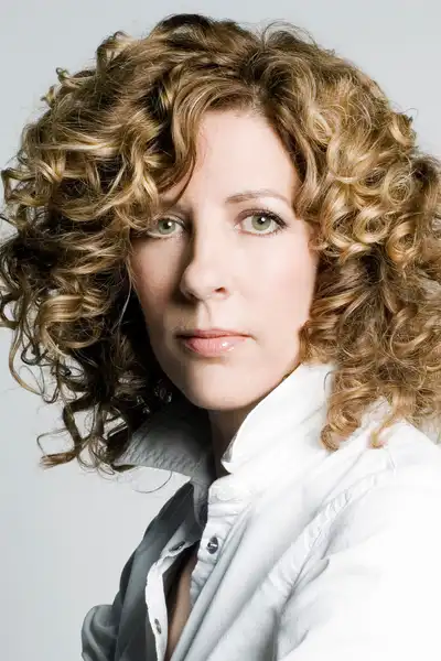Sophie Lorain headshot
