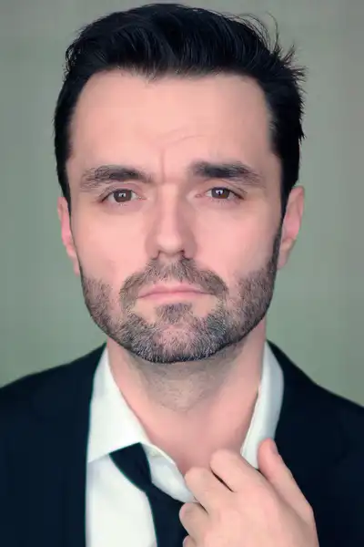 Billy MacLellan headshot