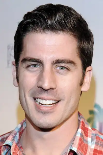 Max McGuire headshot
