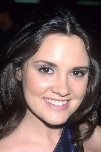 Sara Marsh headshot