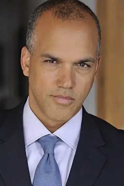 Dean Marshall headshot