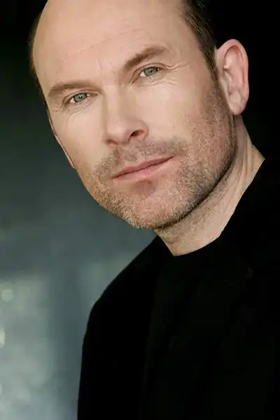 Hrothgar Mathews headshot