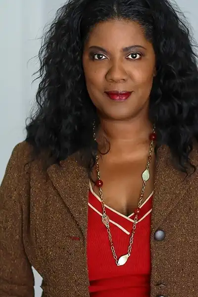 Gwen McGee headshot