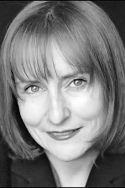 Seana McKenna headshot