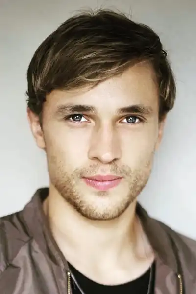 William Moseley headshot