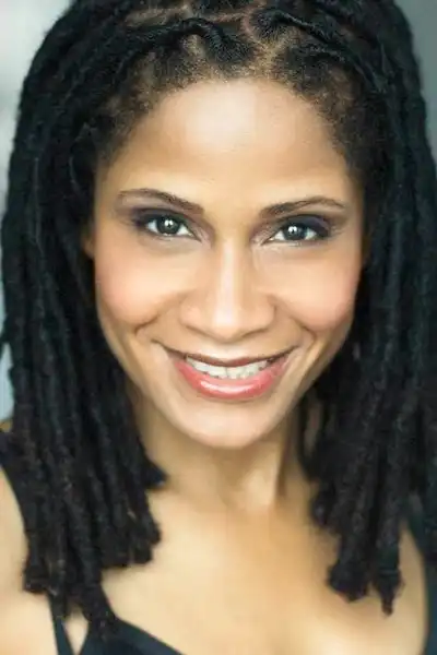 Melissa Murray-Mutch headshot