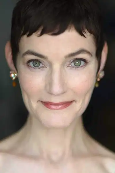 Ann Osmond headshot