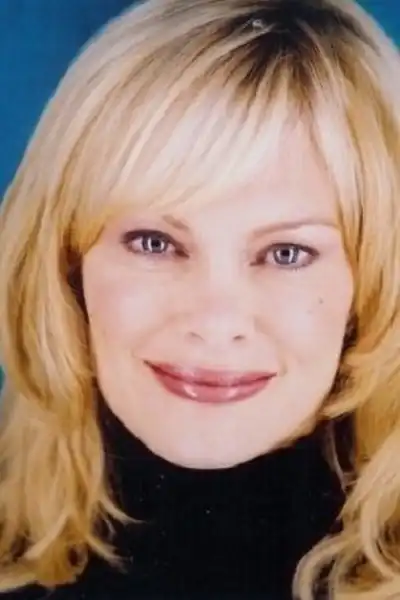Lisa Parasyn headshot