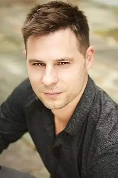 Ryan Petey headshot
