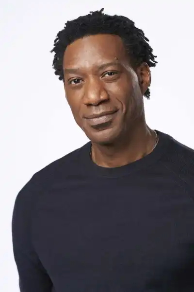 Arnold Pinnock headshot