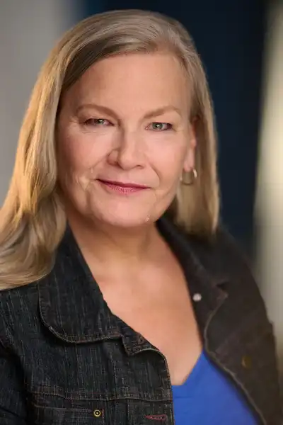 Valerie Planche headshot