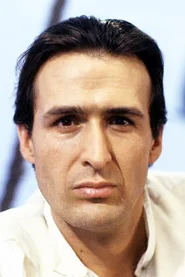 Nicholas Pritchard headshot