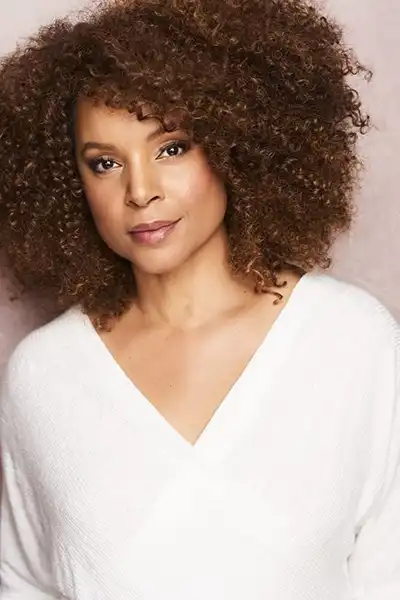 Sandra Prosper headshot