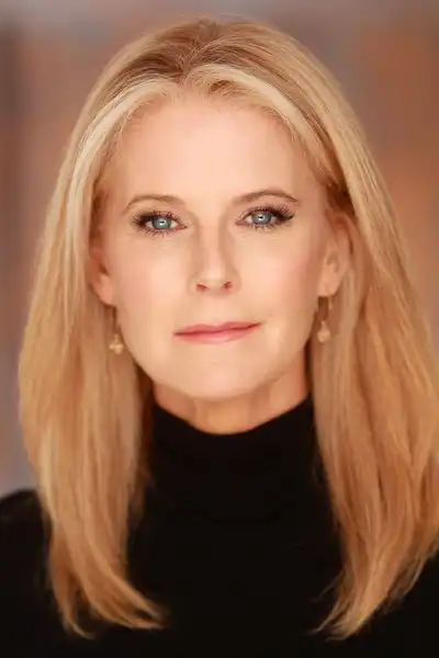 Maeve Quinlan headshot