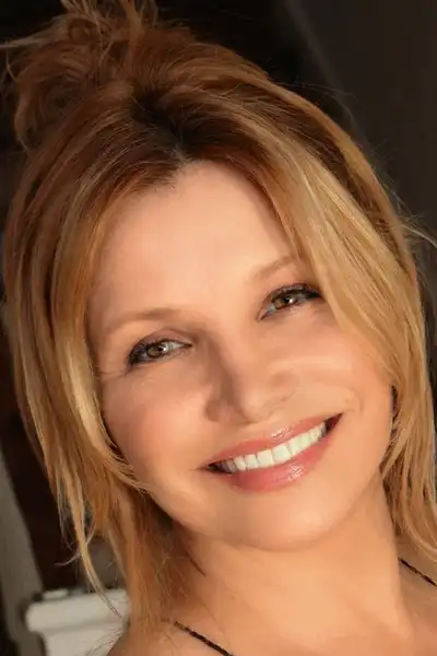 Gigi Rice headshot