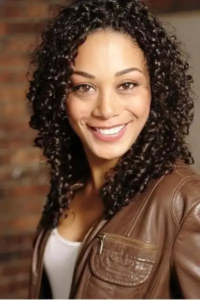 Cherissa Richards headshot