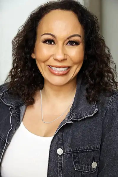 Tonjha Richardson headshot