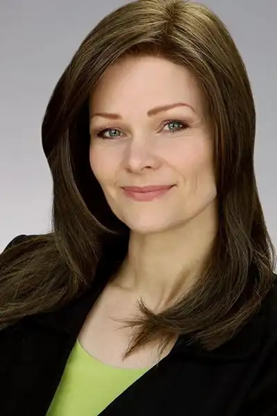 Nancy Peterson headshot