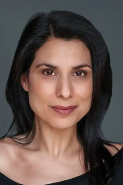 Laara Sadiq headshot