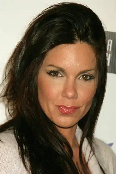 Tessie Santiago headshot