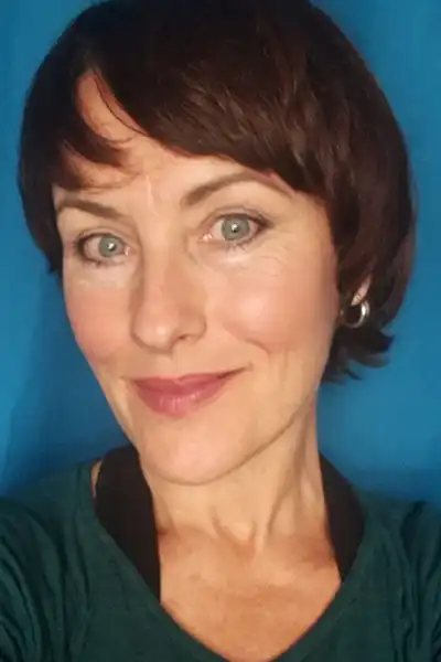 Carrie Schiffler headshot