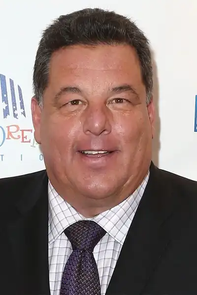 Steve Schirripa headshot