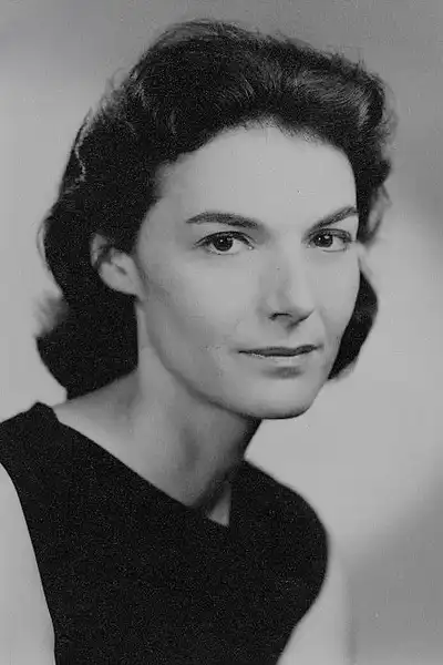 Marian Seldes headshot