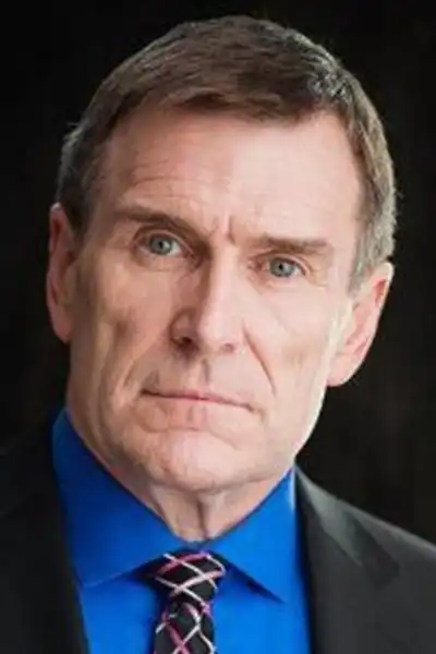 Daryl Shuttleworth headshot