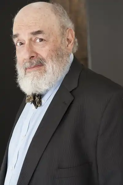 Charles Siegel headshot