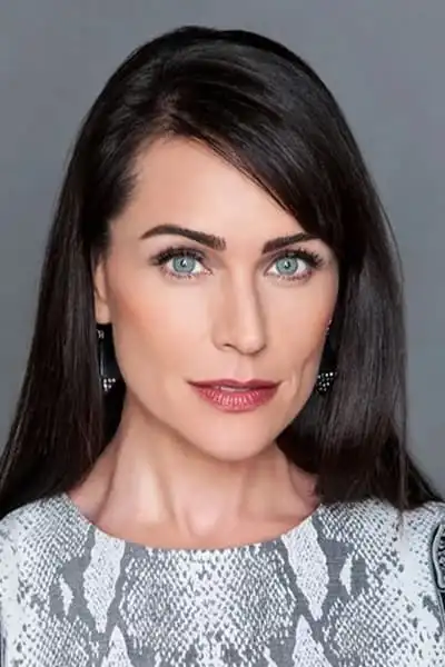 Rena Sofer headshot