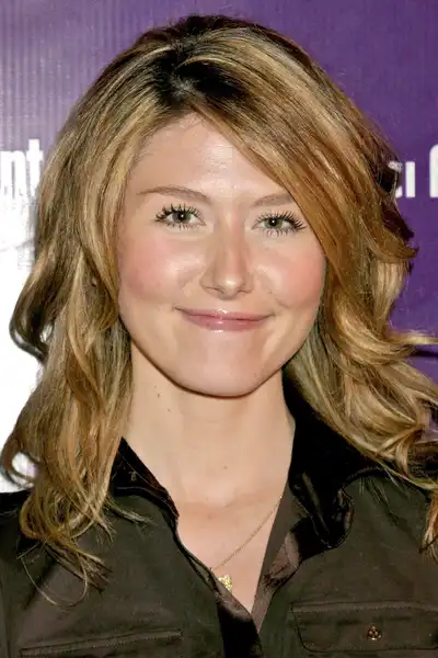 Jewel Staite headshot