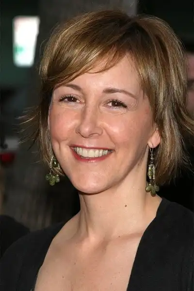 Cynthia Stevenson headshot