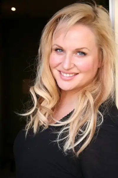 April Telek headshot